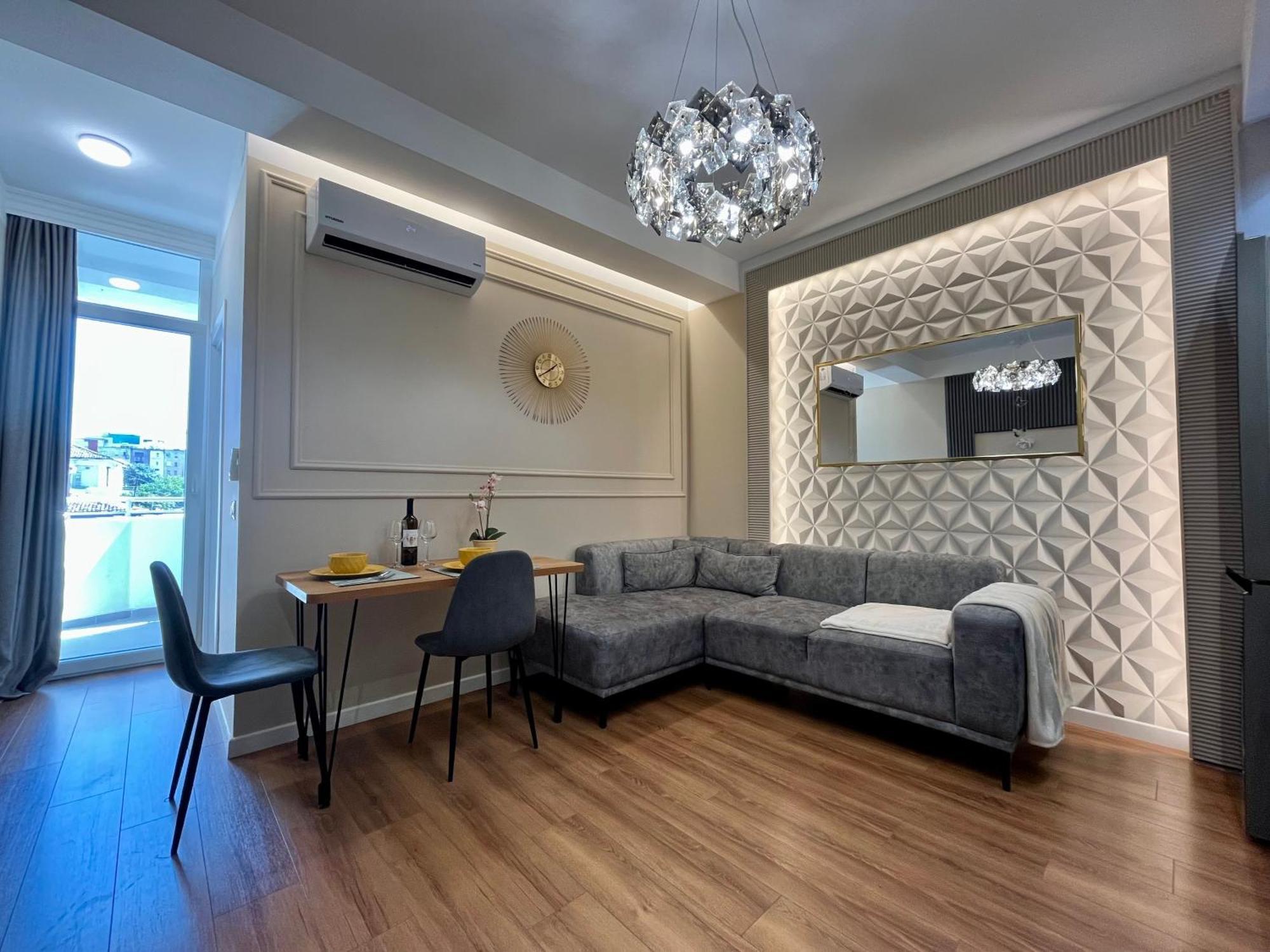 City Center Cozy Apartment Tiran Dış mekan fotoğraf