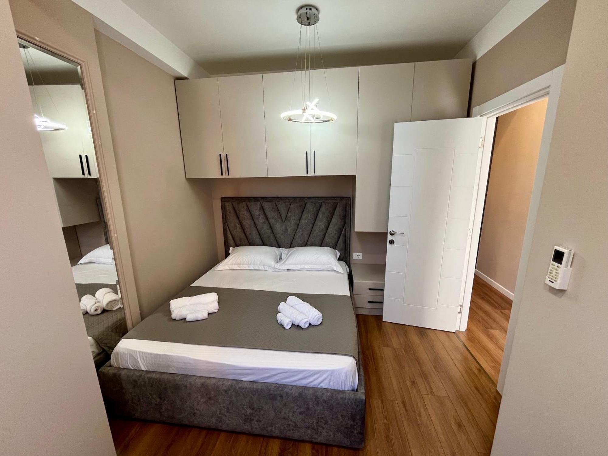 City Center Cozy Apartment Tiran Dış mekan fotoğraf