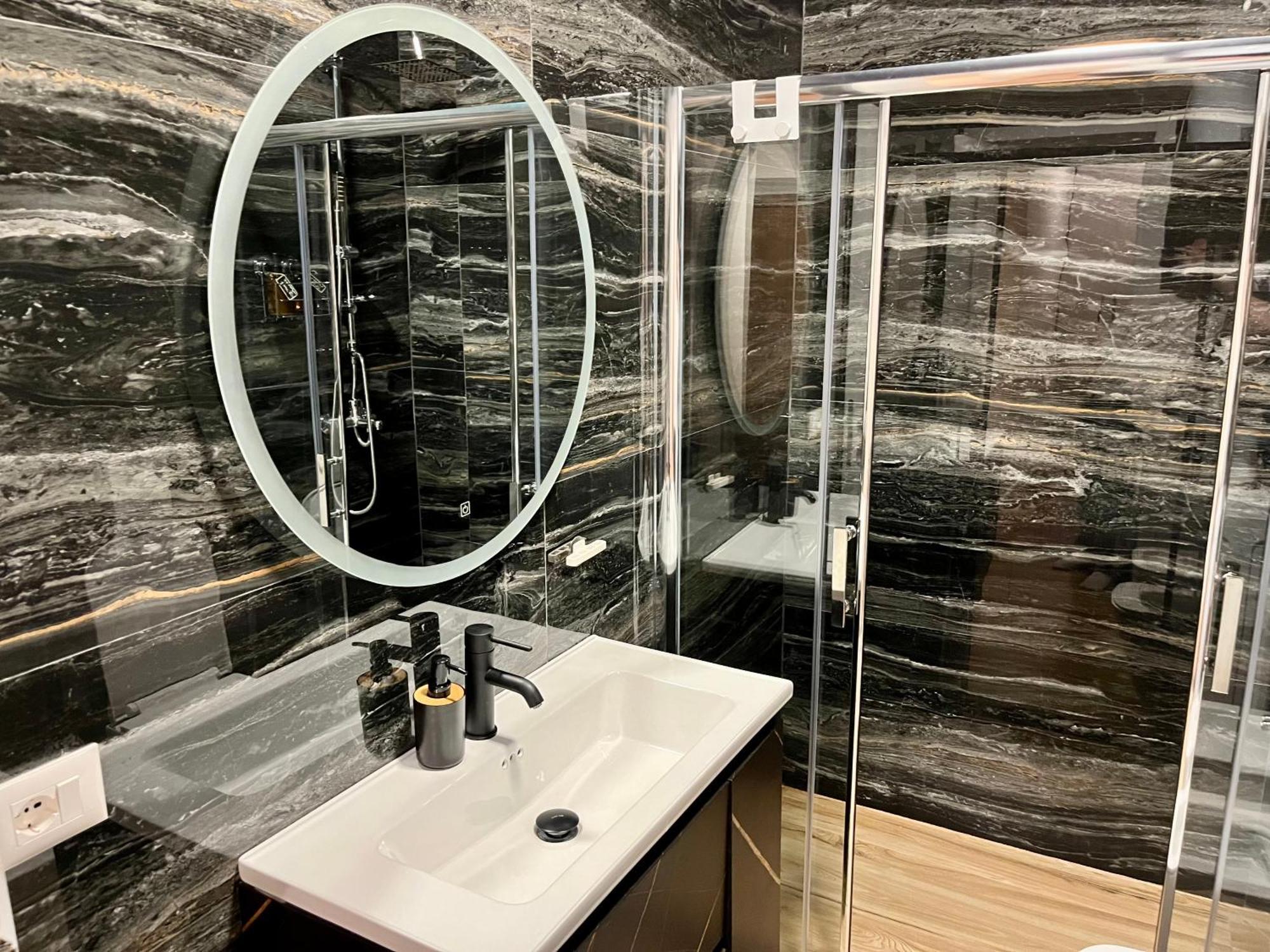 City Center Cozy Apartment Tiran Dış mekan fotoğraf