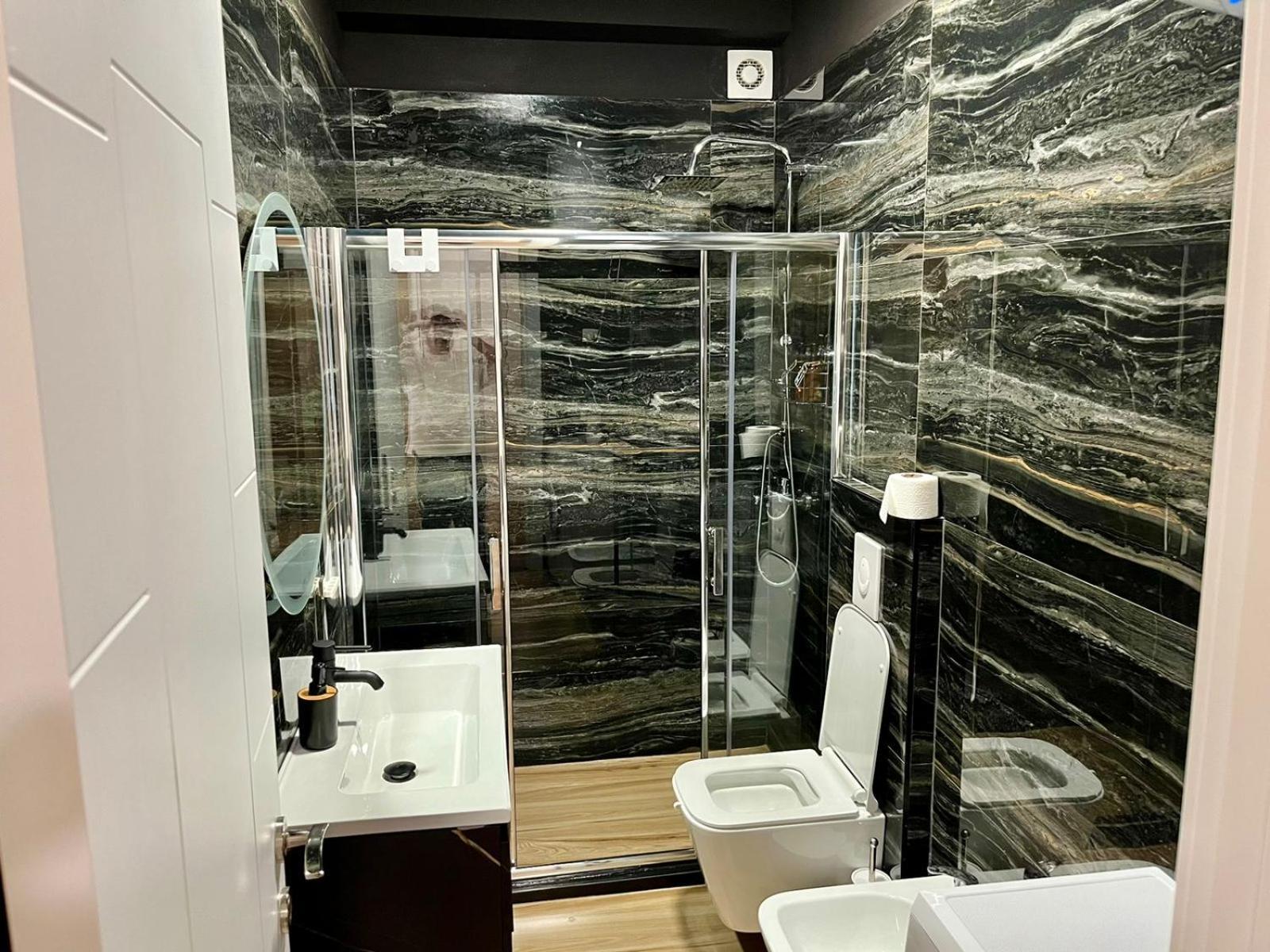 City Center Cozy Apartment Tiran Dış mekan fotoğraf